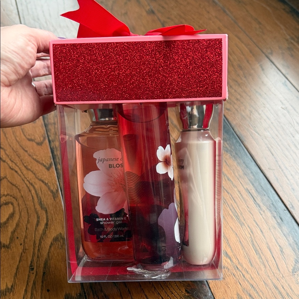 NEW Japanese cherry blossom, shower gel, lotion, and spray gift set